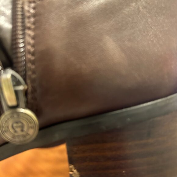 Boots - Picture 7 of 8